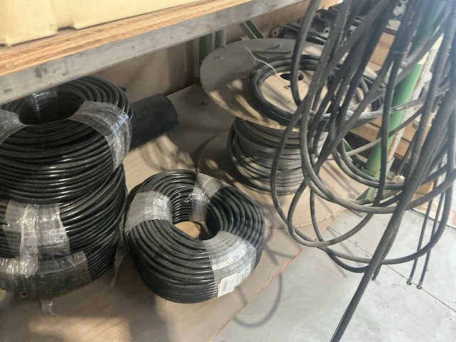 Partij vrachtwagen onderdelen - afbeelding 4 van  8