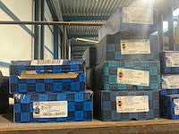 Partij vrachtwagen onderdelen - afbeelding 15 van  23