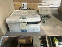 Partij vrachtwagen onderdelen - afbeelding 23 van  23