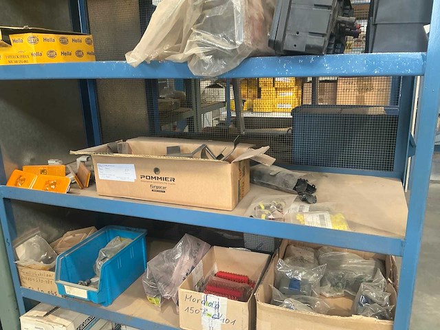 Partij vrachtwagen onderdelen - afbeelding 10 van  13