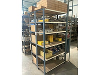 Partij vrachtwagen onderdelen - afbeelding 1 van  12