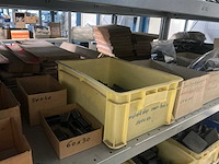 Partij vrachtwagen onderdelen - afbeelding 6 van  19