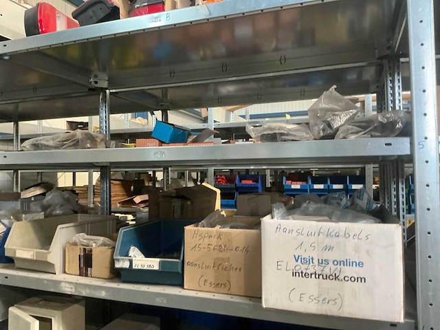 Partij vrachtwagen onderdelen - afbeelding 14 van  15