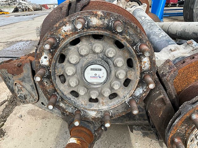 Partij vrachtwagenassen - afbeelding 4 van  7