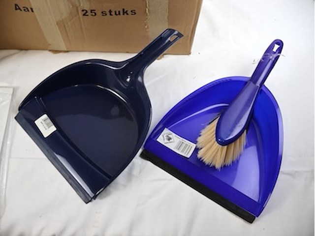 Partij vuilnisblik - afbeelding 2 van  5