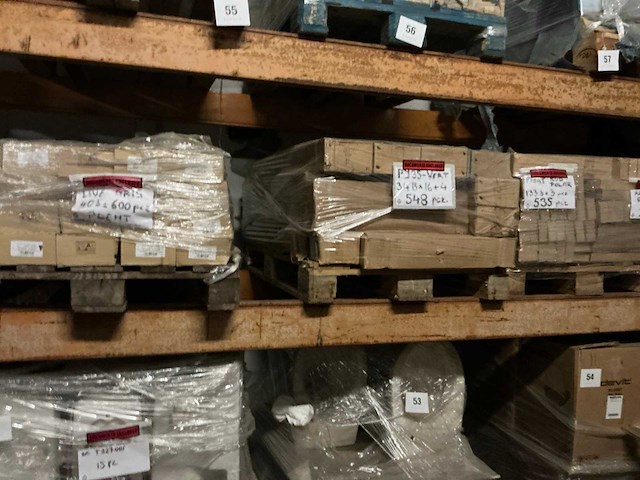 Partij wandtegels en vloertegels - afbeelding 1 van  11