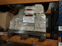 Partij wandtegels en vloertegels - afbeelding 4 van  11