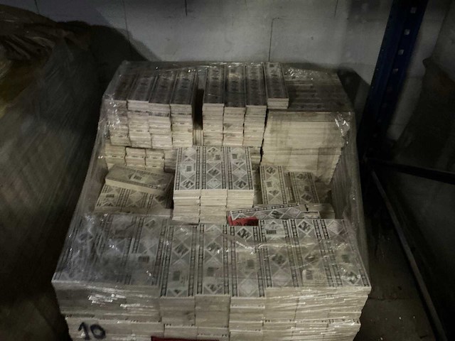 Partij wandtegels en vloertegels - afbeelding 7 van  11