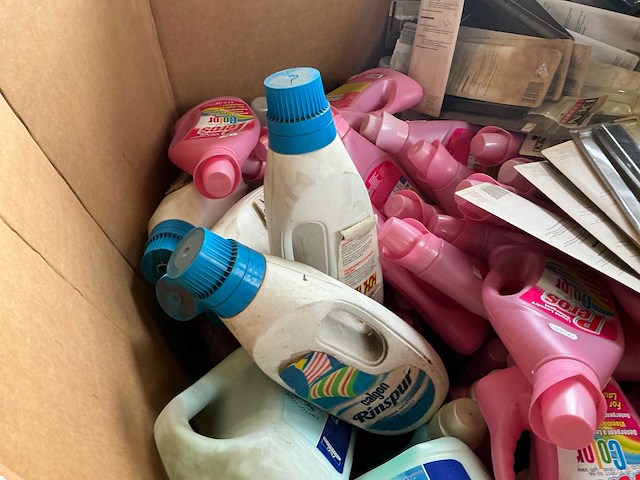 Partij wasmiddel, spoelmiddel en diversen - afbeelding 3 van  8