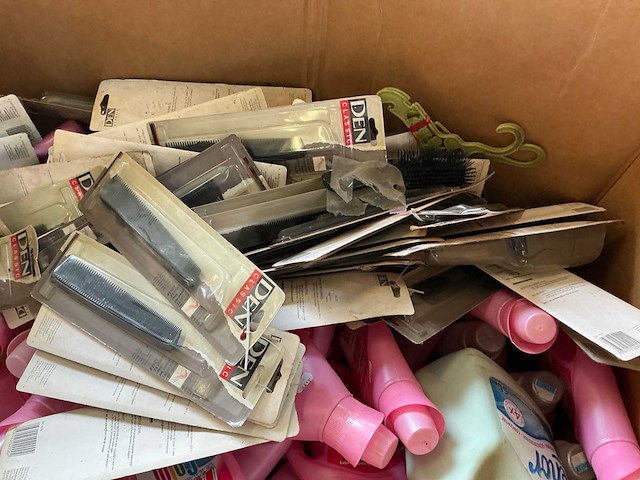 Partij wasmiddel, spoelmiddel en diversen - afbeelding 7 van  8