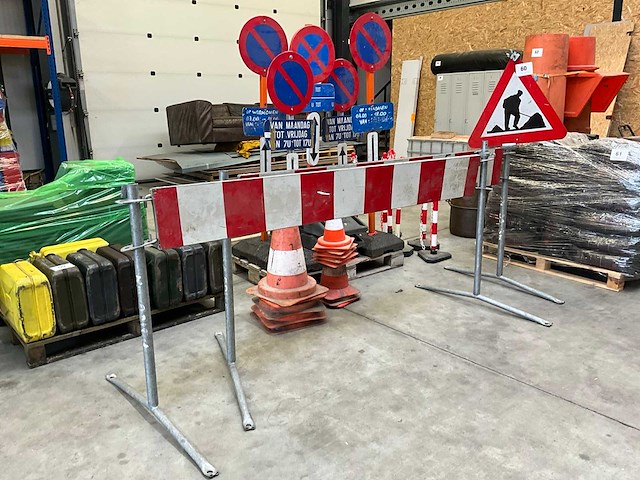 Partij wegsignalisatie - afbeelding 1 van  14