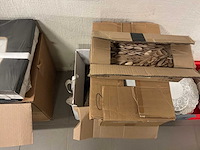 Partij wegwerp borden, bestek,… - afbeelding 14 van  21