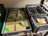 Partij wegwerp borden, bestek,… - afbeelding 20 van  21