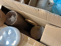 Partij wegwerpkommen en -bekers - afbeelding 17 van  19