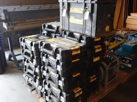 Partij werkkoffers dewalt - afbeelding 2 van  4