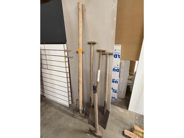 Partij werkmateriaal - afbeelding 1 van  1