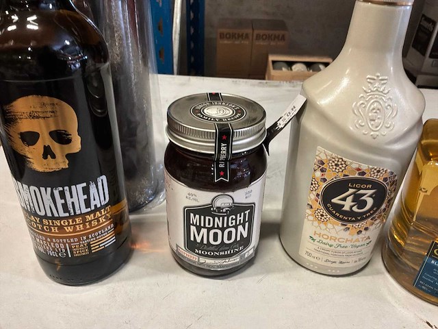 Partij whisky en aperitieven - afbeelding 3 van  4
