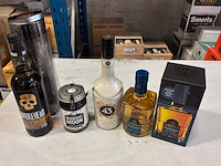 Partij whisky en aperitieven - afbeelding 1 van  4