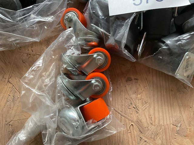 Partij wielen - afbeelding 4 van  10