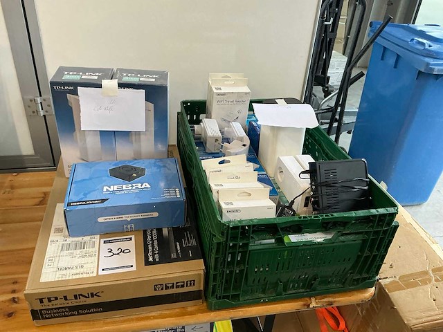 Partij wifi-accessoires - afbeelding 1 van  5