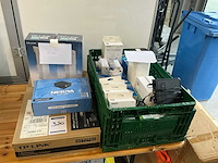Partij wifi-accessoires - afbeelding 1 van  5