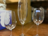 Partij wijn- + champagneglazen