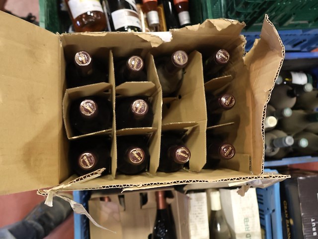 Partij wijnen en dranken - afbeelding 7 van  21
