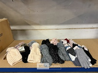 Partij winteraccessoires - afbeelding 1 van  4