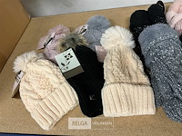 Partij winteraccessoires - afbeelding 4 van  4