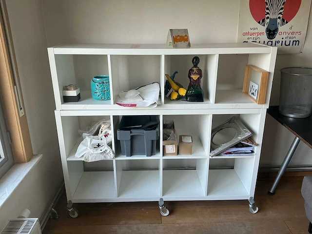 Partij witte open vakkenkasten / opbergrekken - afbeelding 2 van  3