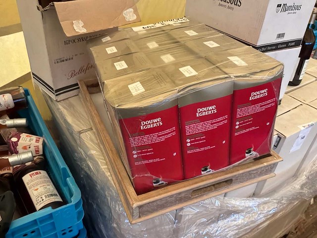 Partij witte tafelwijn - afbeelding 6 van  7