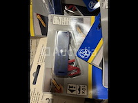 Partij wolfraam tapijtmesjes en toebehoren - afbeelding 2 van  4