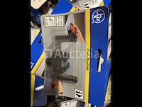 Partij wolfraam tapijtmesjes en toebehoren - afbeelding 3 van  4