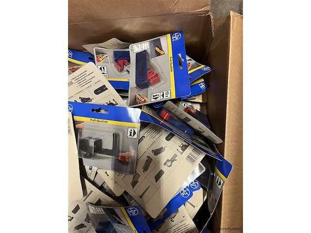 Partij wolfraam tapijtmesjes en toebehoren - afbeelding 4 van  4