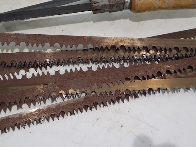 Partij zagen - afbeelding 7 van  7