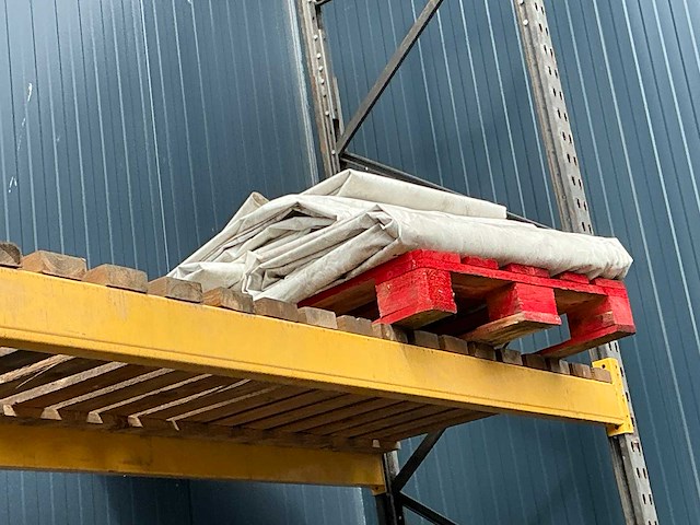 Partij zeilen - afbeelding 4 van  4