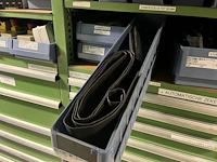 Partij zekeringen en elektrisch installatiemateriaal - afbeelding 32 van  135