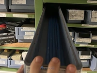 Partij zekeringen en elektrisch installatiemateriaal - afbeelding 40 van  135