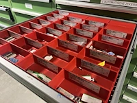 Partij zekeringen en elektrisch installatiemateriaal - afbeelding 66 van  135