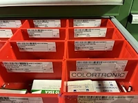 Partij zekeringen en elektrisch installatiemateriaal - afbeelding 79 van  135