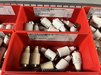 Partij zekeringen en elektrisch installatiemateriaal - afbeelding 94 van  135
