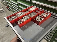 Partij zekeringen en elektrisch installatiemateriaal - afbeelding 121 van  135