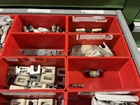 Partij zekeringen en elektrisch installatiemateriaal - afbeelding 129 van  135