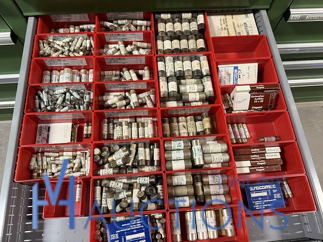 Partij zekeringen siemens legrand - afbeelding 18 van  20