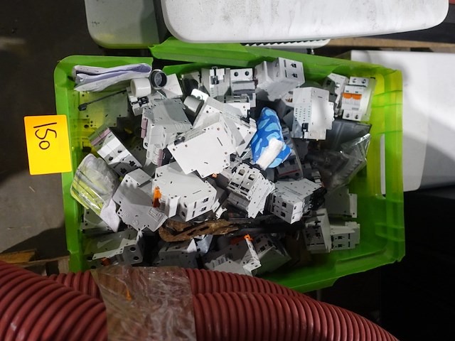 Partij zekeringen - afbeelding 1 van  2