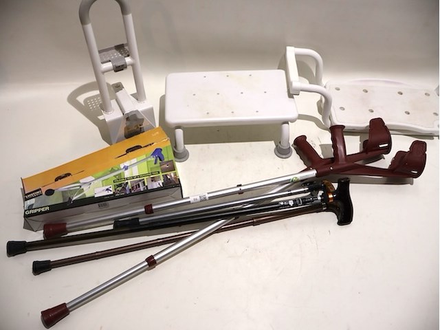 Partij zelfhulpmiddelen - afbeelding 2 van  6