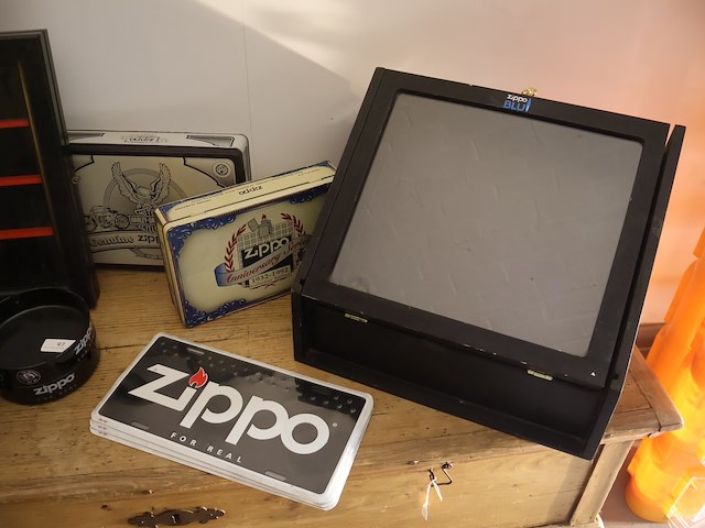 Partij zippo - afbeelding 3 van  8