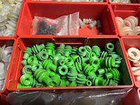 Partij zuignappen, bandverwarmingen en vormdelen - afbeelding 5 van  40