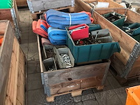Partij zware hijsriemen + bevestigingsmaterialen - afbeelding 2 van  4