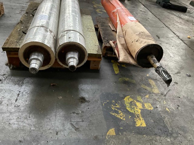 Partij zware industriële onderdelen - afbeelding 10 van  10